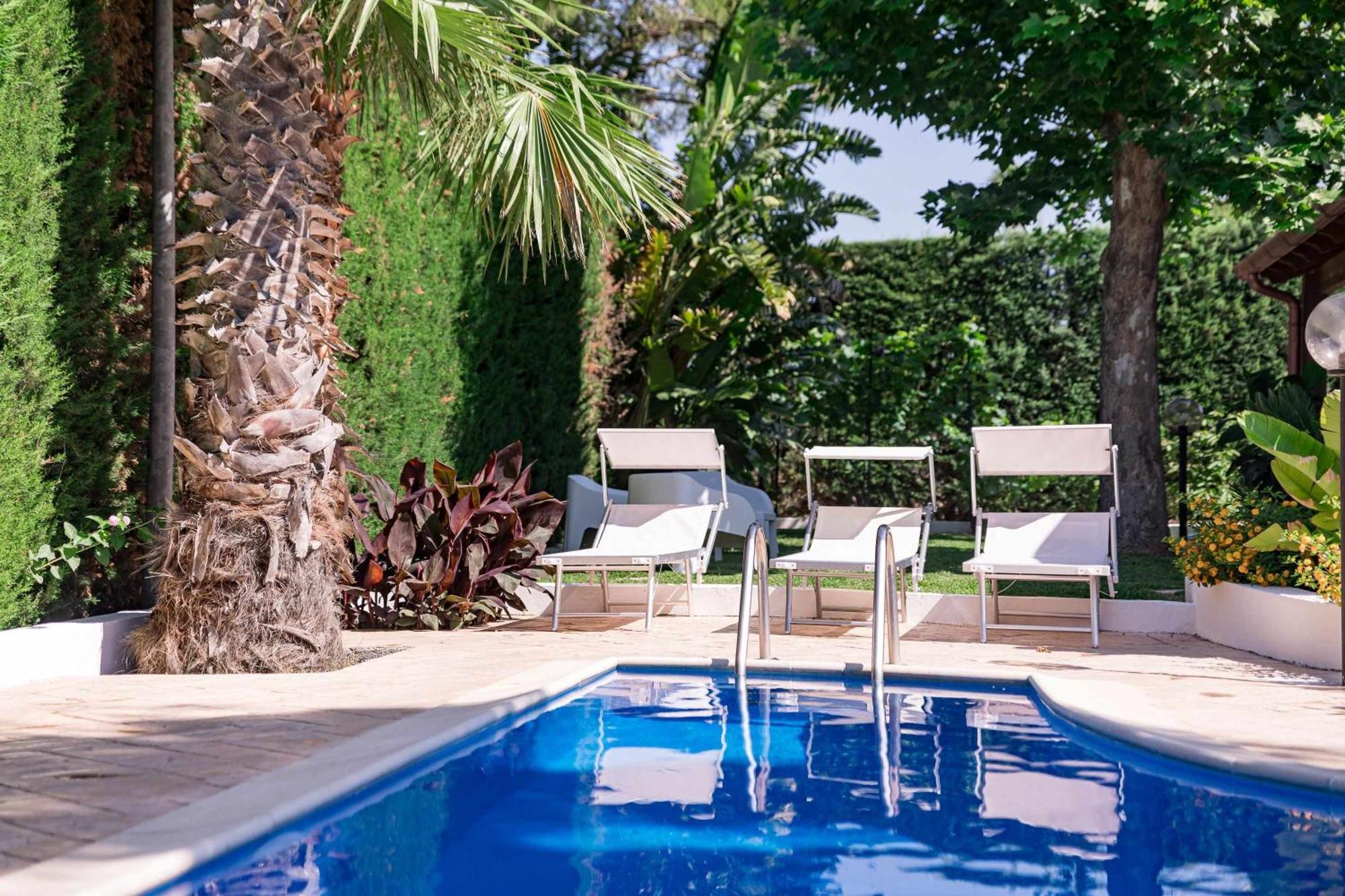 Villa Claudia By Vivimy Parabita Extérieur photo